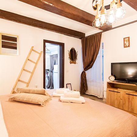 Saint Marco35Th Appartement Braşov Buitenkant foto
