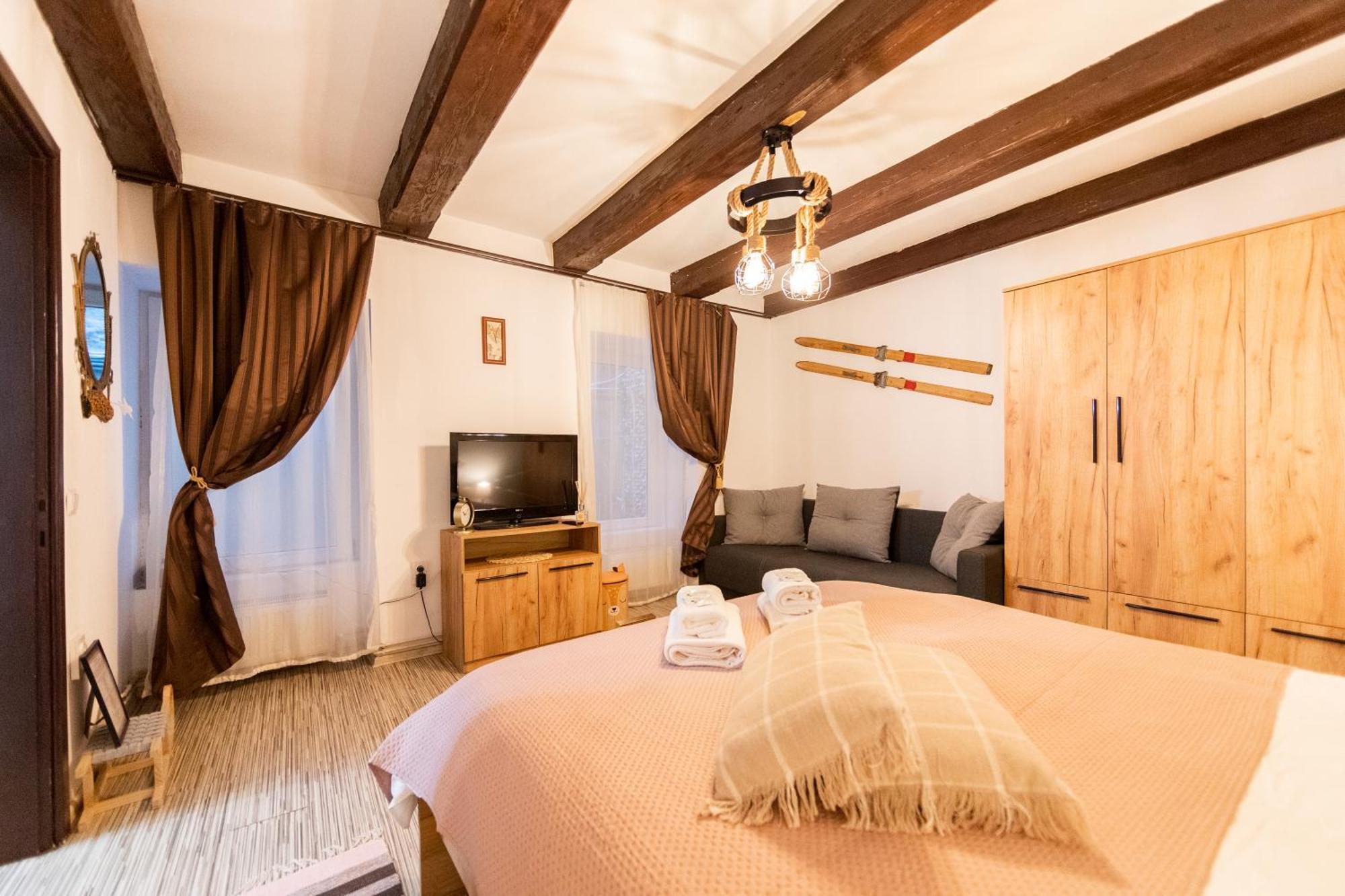 Saint Marco35Th Appartement Braşov Buitenkant foto
